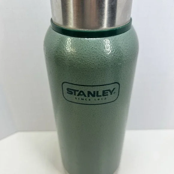 Stanley 25 oz Classic Vacuum Bottle Green Hammertone Thermos Insulated - Picture 2 of 14